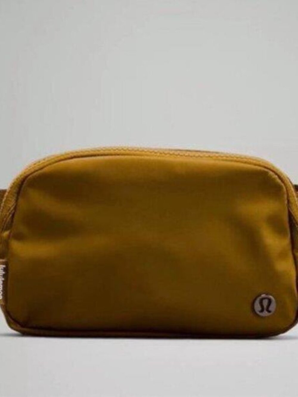 Lululemon everywhere belt bag 1L Burnt Caramel Color & NWT